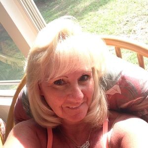 Meet your Posher, Eleanor